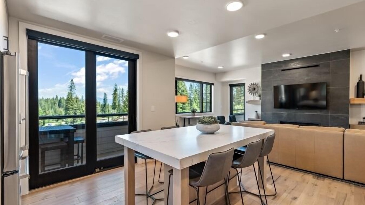 Photo of Others in Tamarack