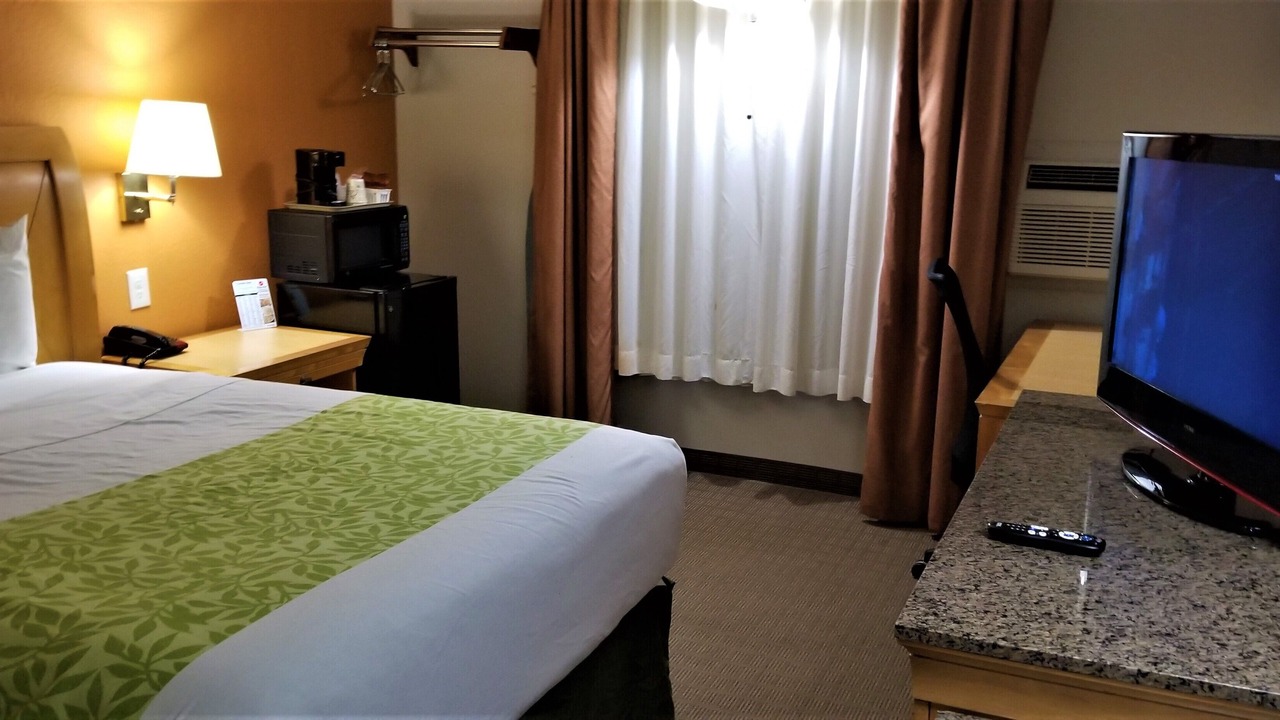 Photo of Bedroom in Lyons