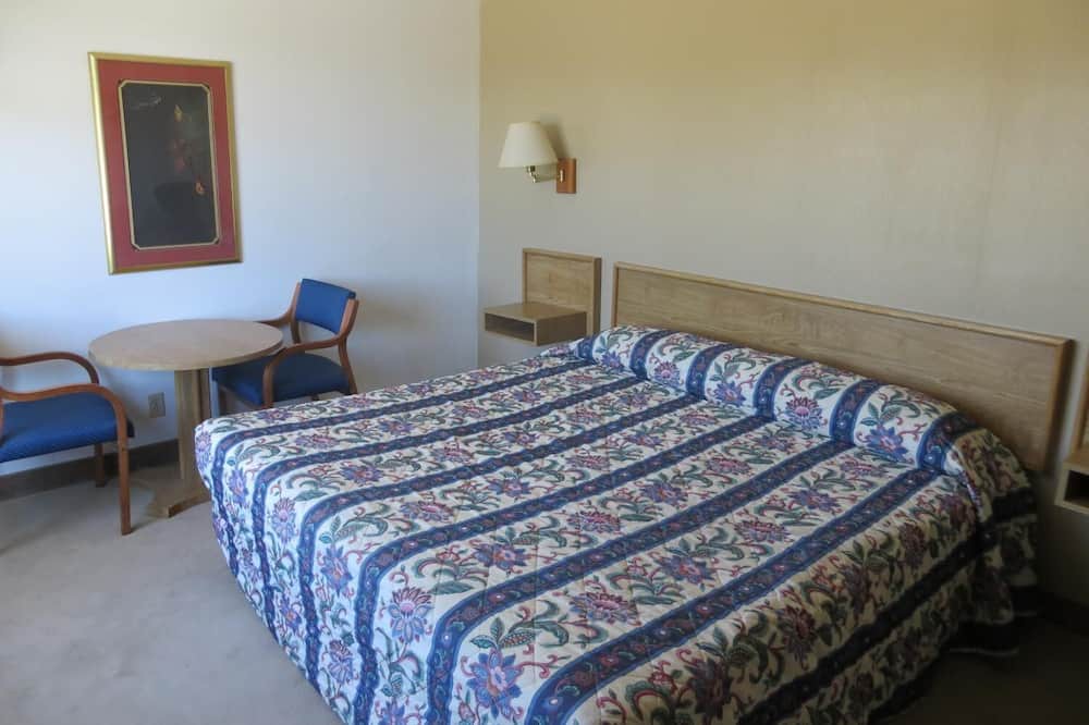 Photo of Bedroom in Green River
