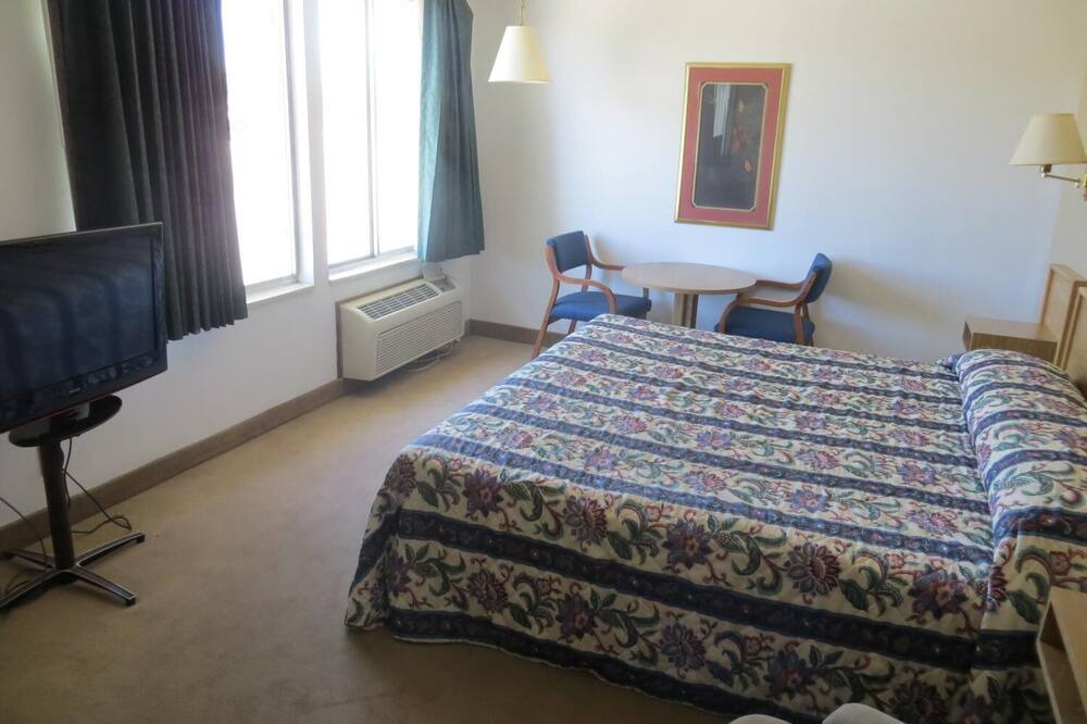 Photo of Bedroom in Green River