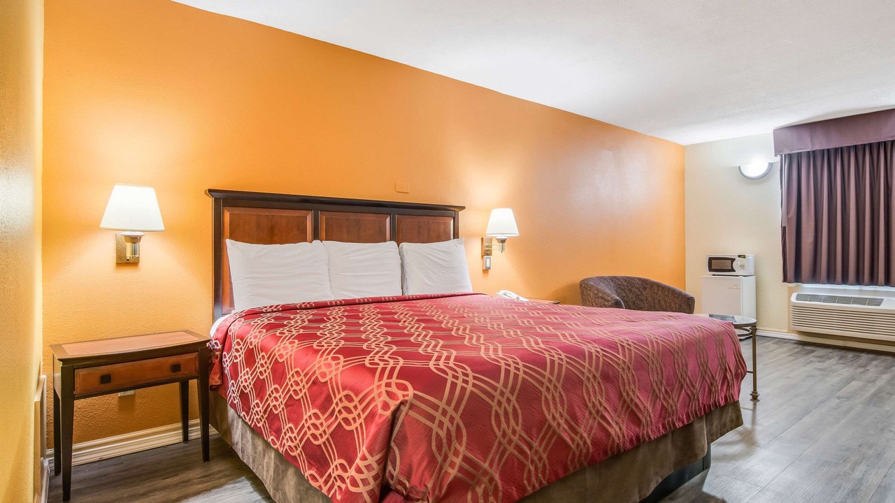 Photo of Bedroom in Austell
