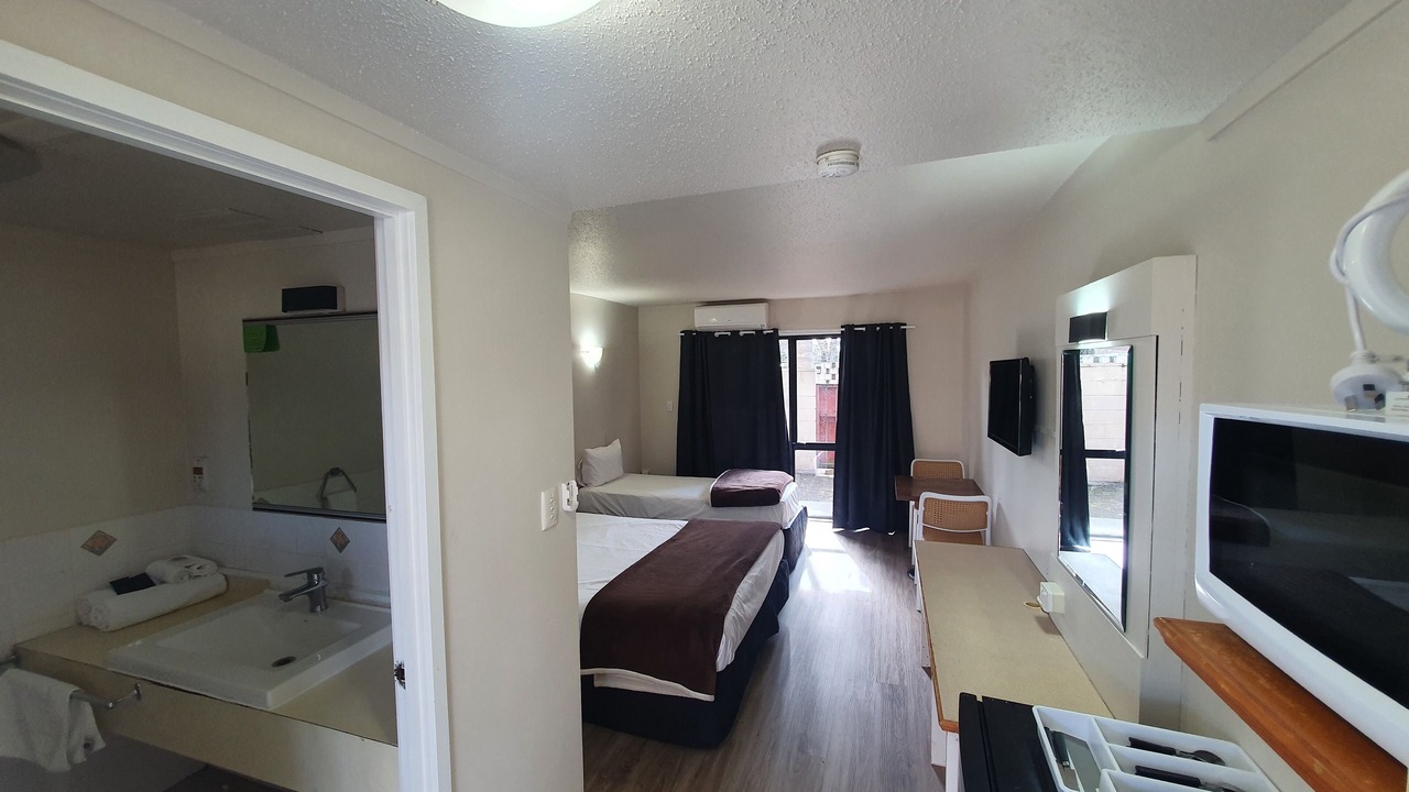 Photo of Livingroom in Epsom