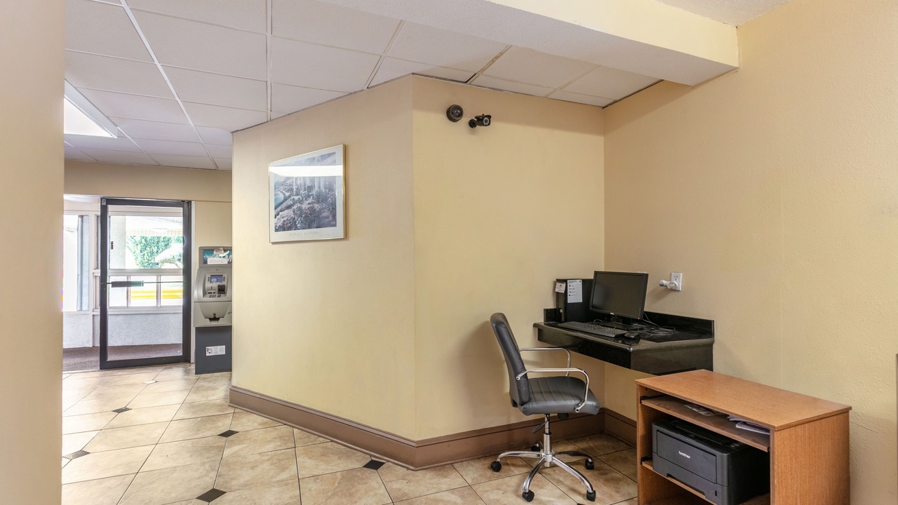 Photo of Others in Cove - East Side - Shippan