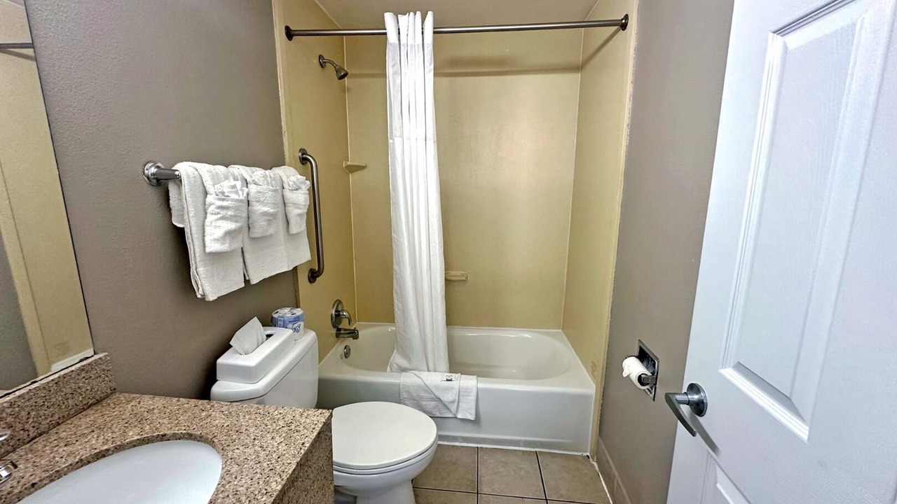 Photo of Others in Cove - East Side - Shippan