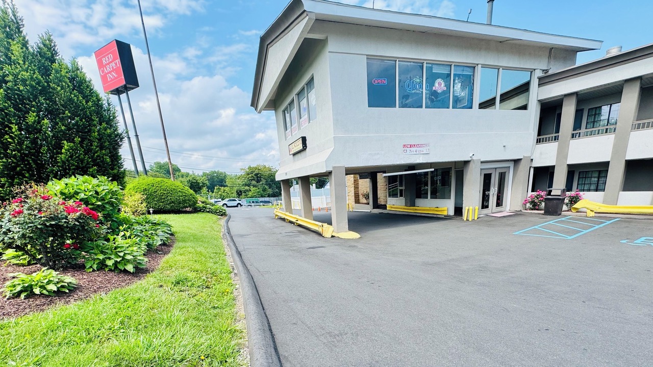 Photo of Outdoor in Cove - East Side - Shippan