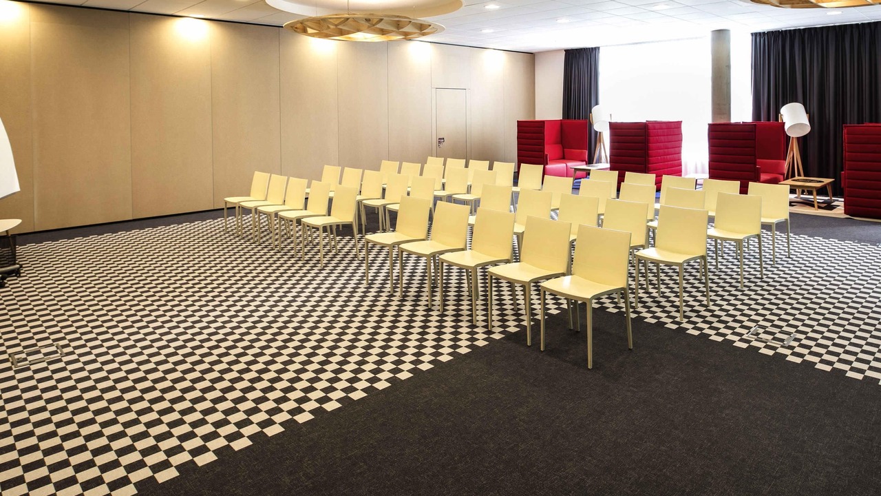 Photo of Others in Mulsanne