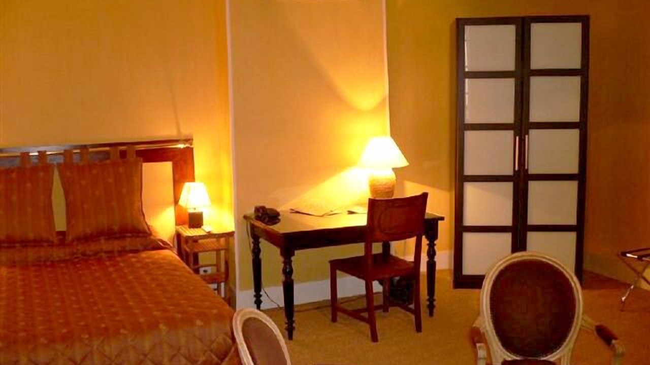 Photo of Bedroom in Libourne