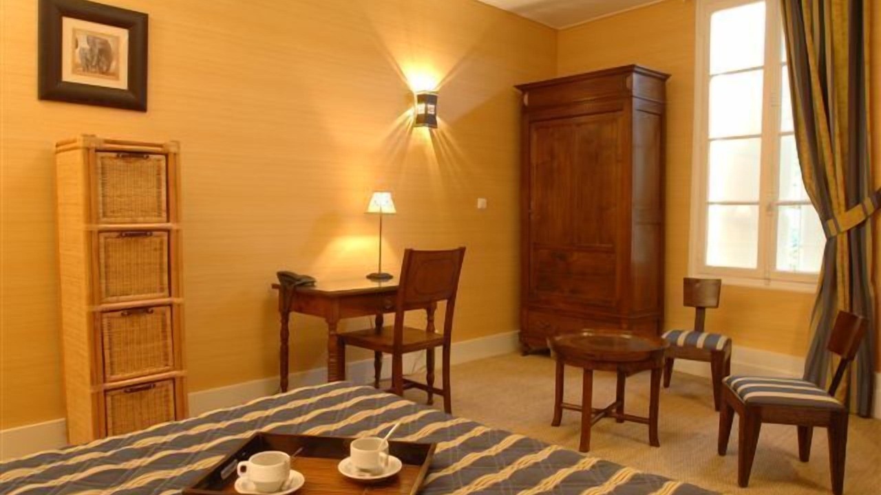 Photo of Bedroom in Libourne