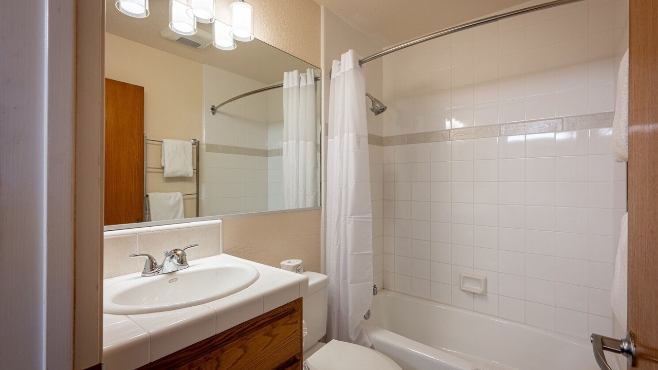 Photo of Bathroom in Cayucos