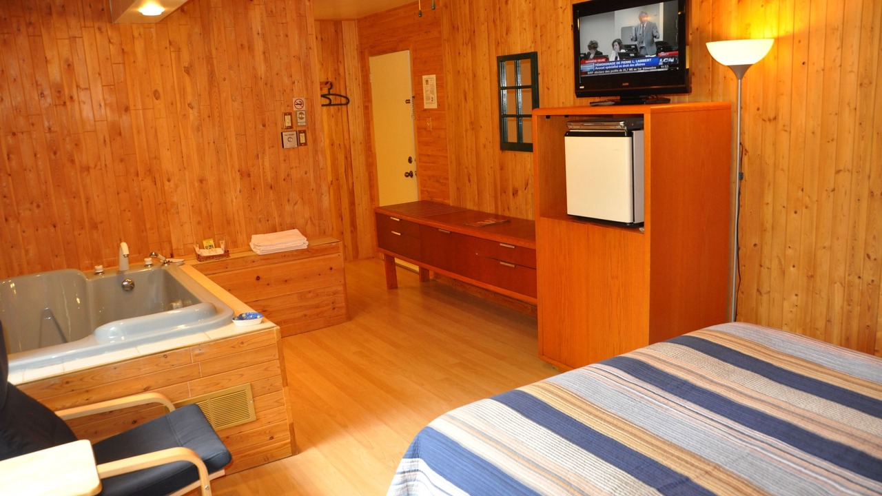 Photo of Bedroom in Mont-Tremblant