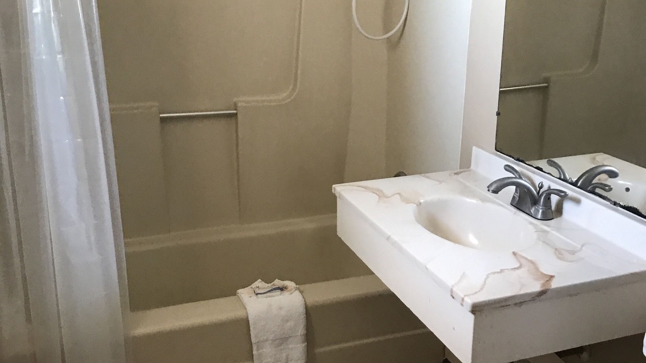 Photo of Bathroom in El Dorado Springs