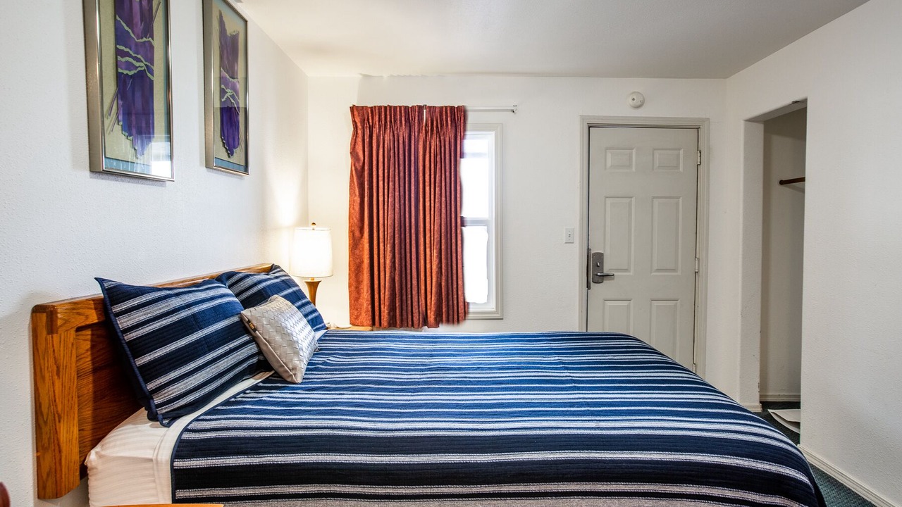 Photo of Bedroom in West Eugene