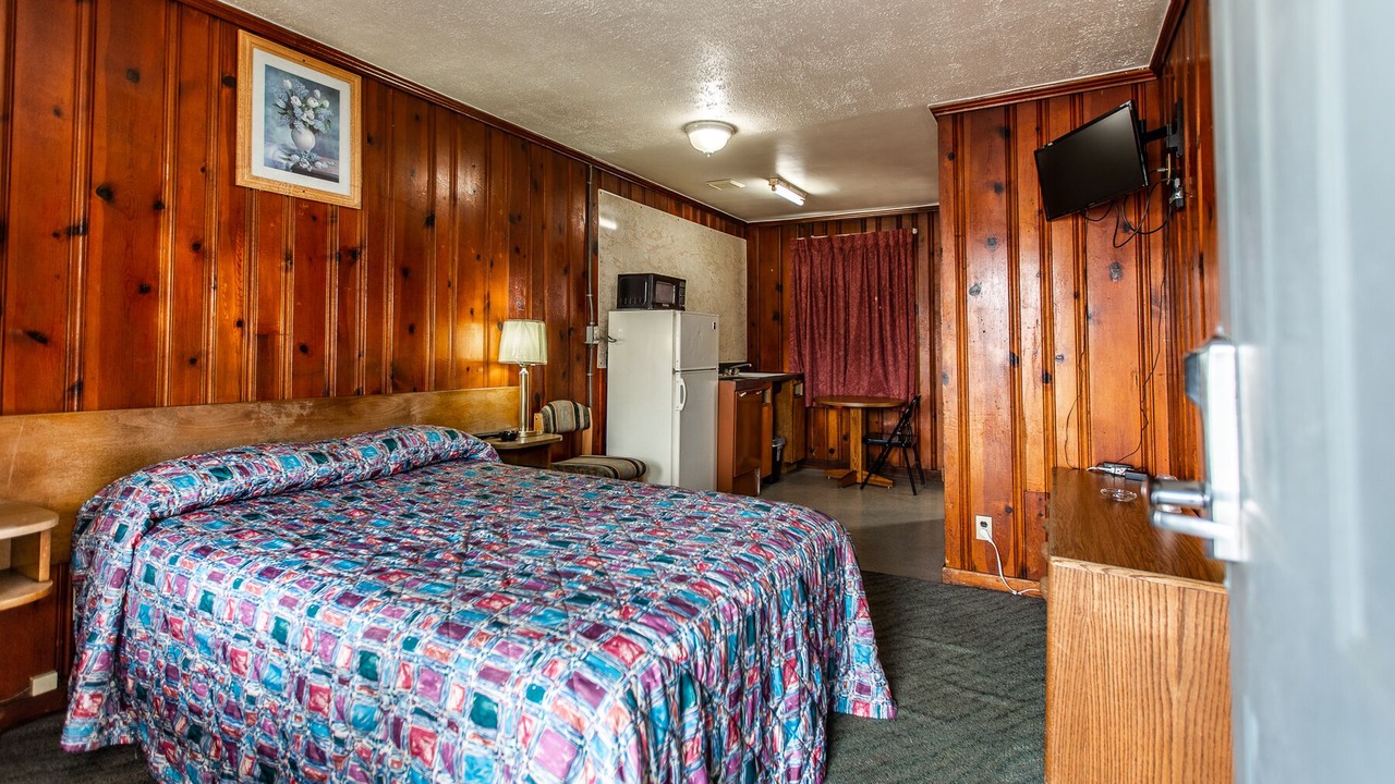 Photo of Bedroom in West Eugene