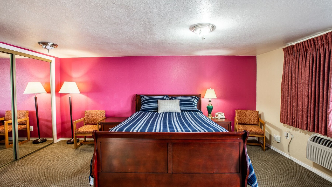 Photo of Bedroom in West Eugene