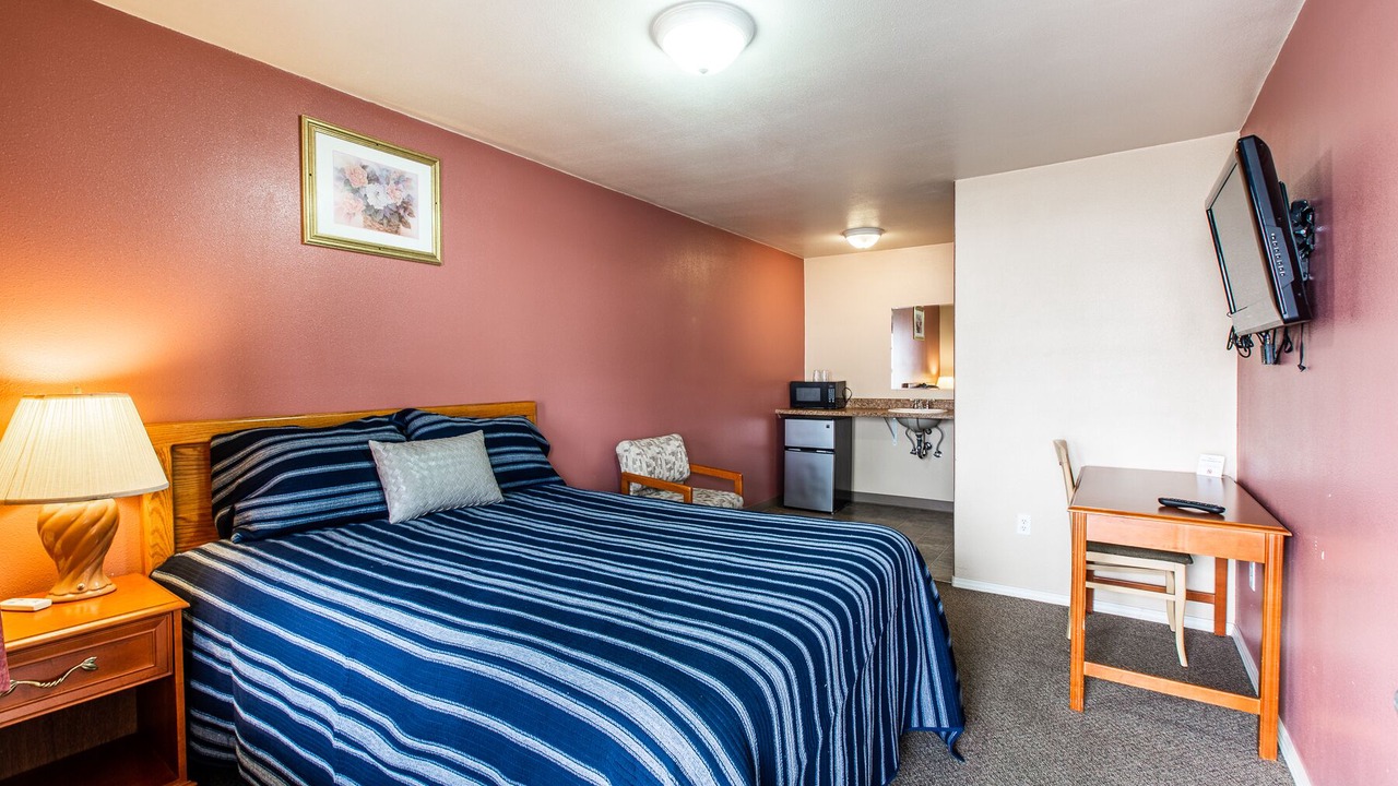 Photo of Bedroom in West Eugene