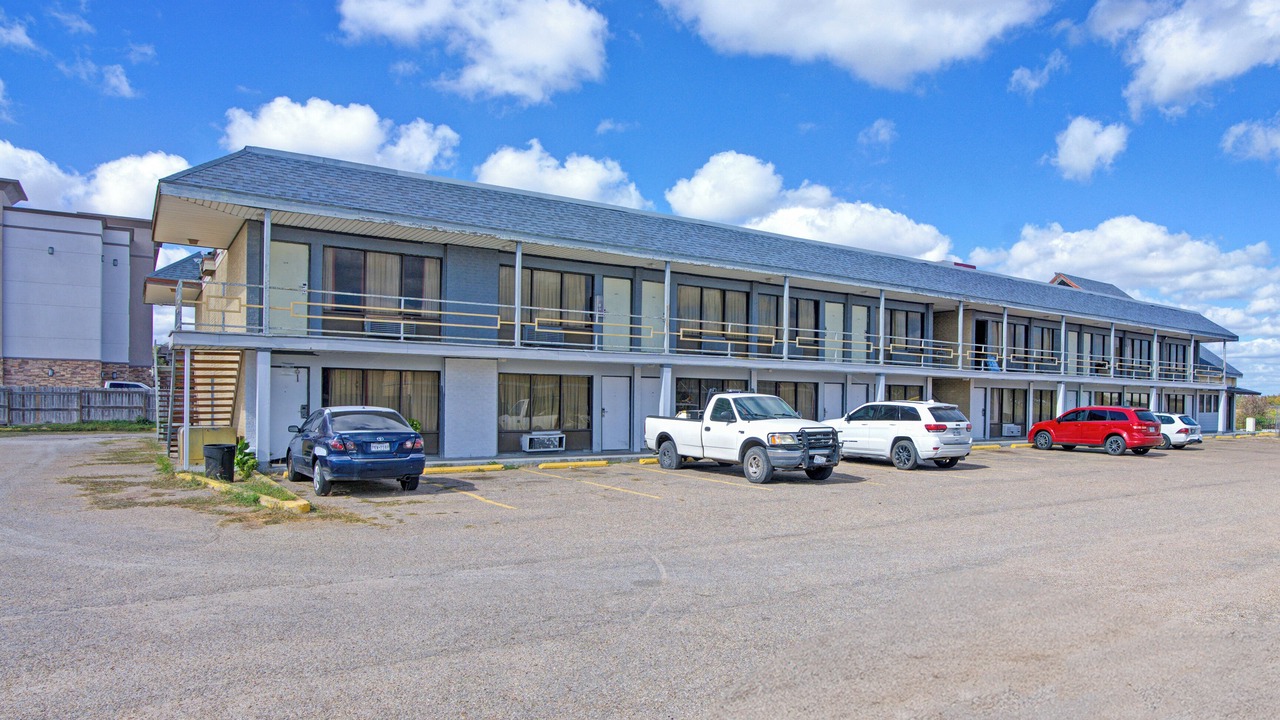 Photo of Others in Flatonia