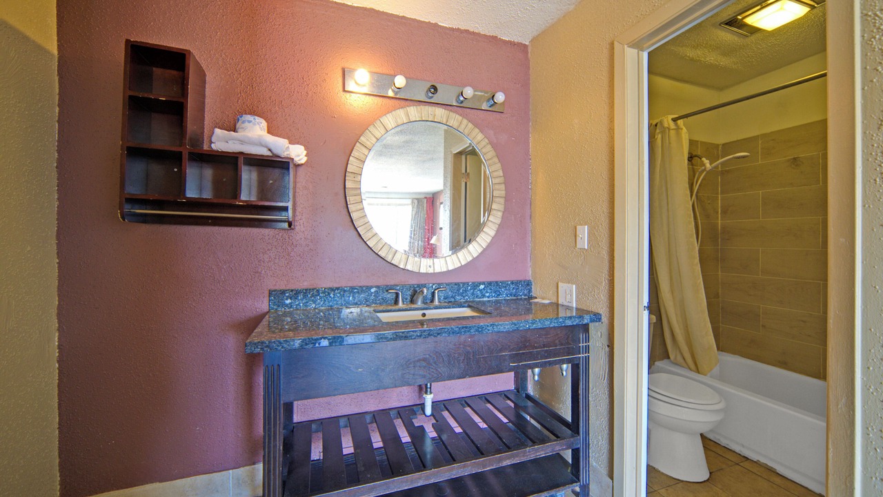 Photo of Bathroom in Flatonia