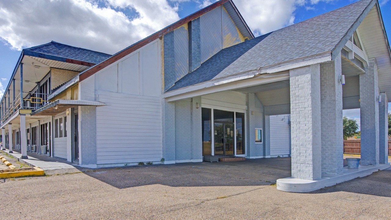 Photo of Outdoor in Flatonia
