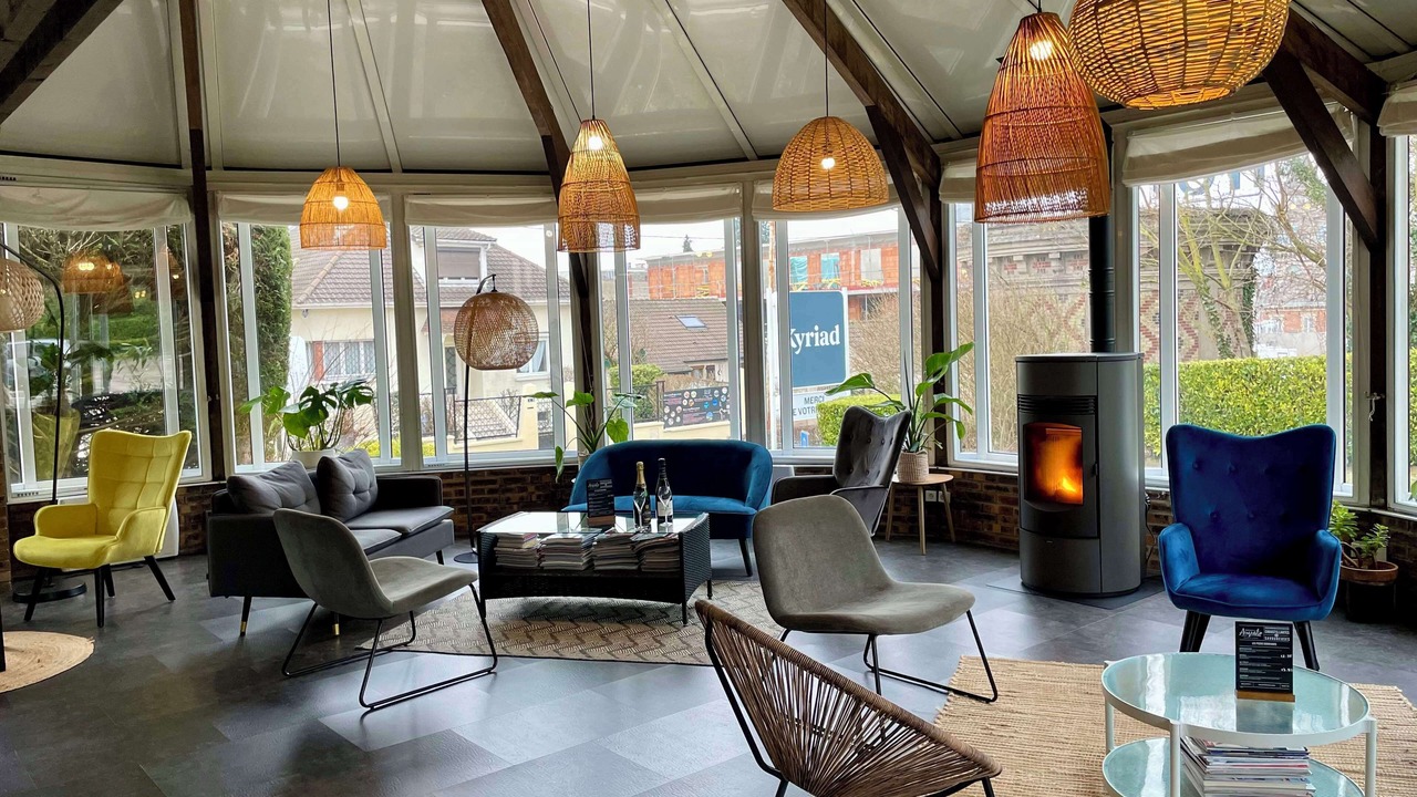 Photo of Others in Epernay