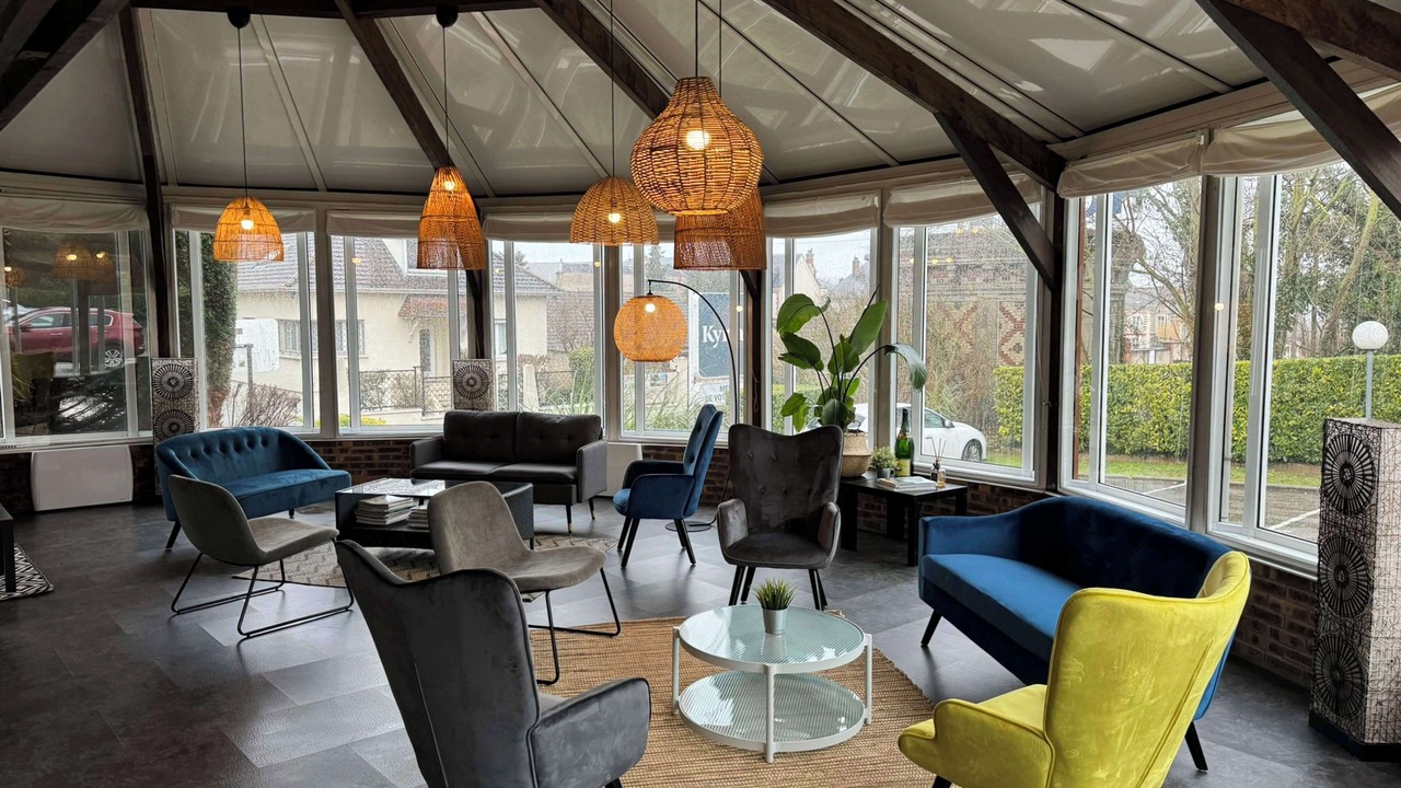 Photo of Others in Epernay