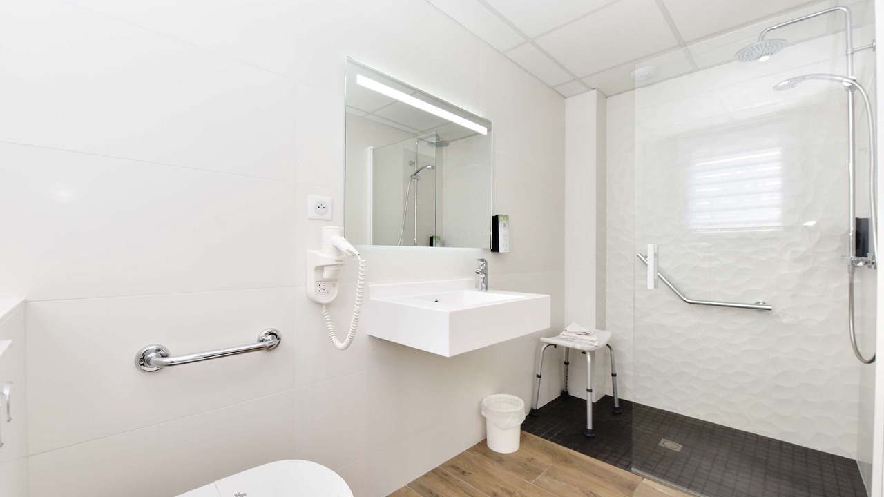 Photo of Bathroom in La Rochelle