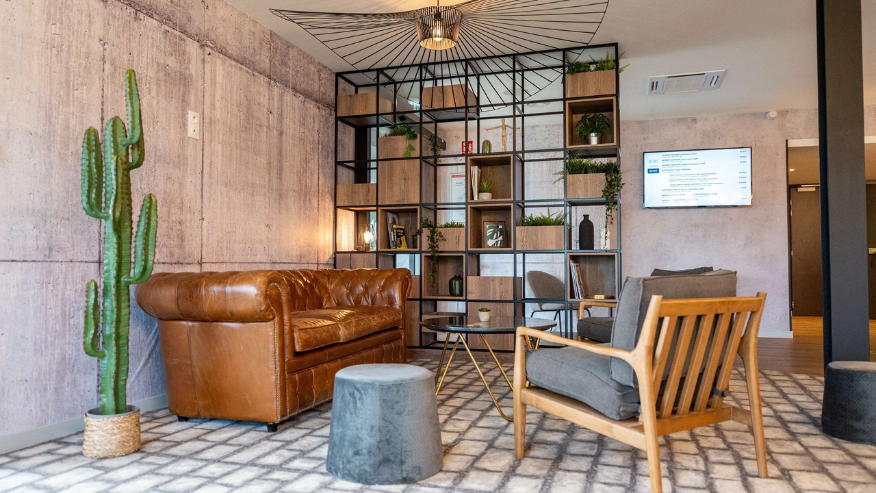 Photo of Others in Laval