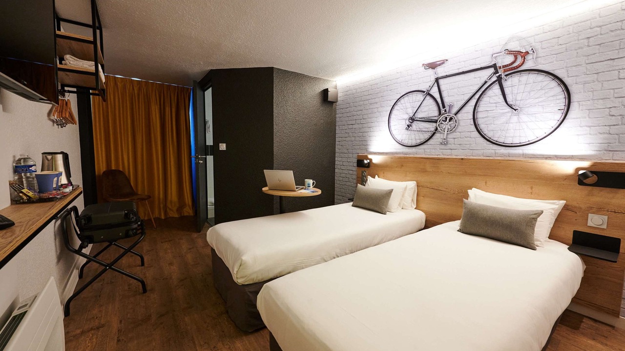 Photo of Bedroom in Laval