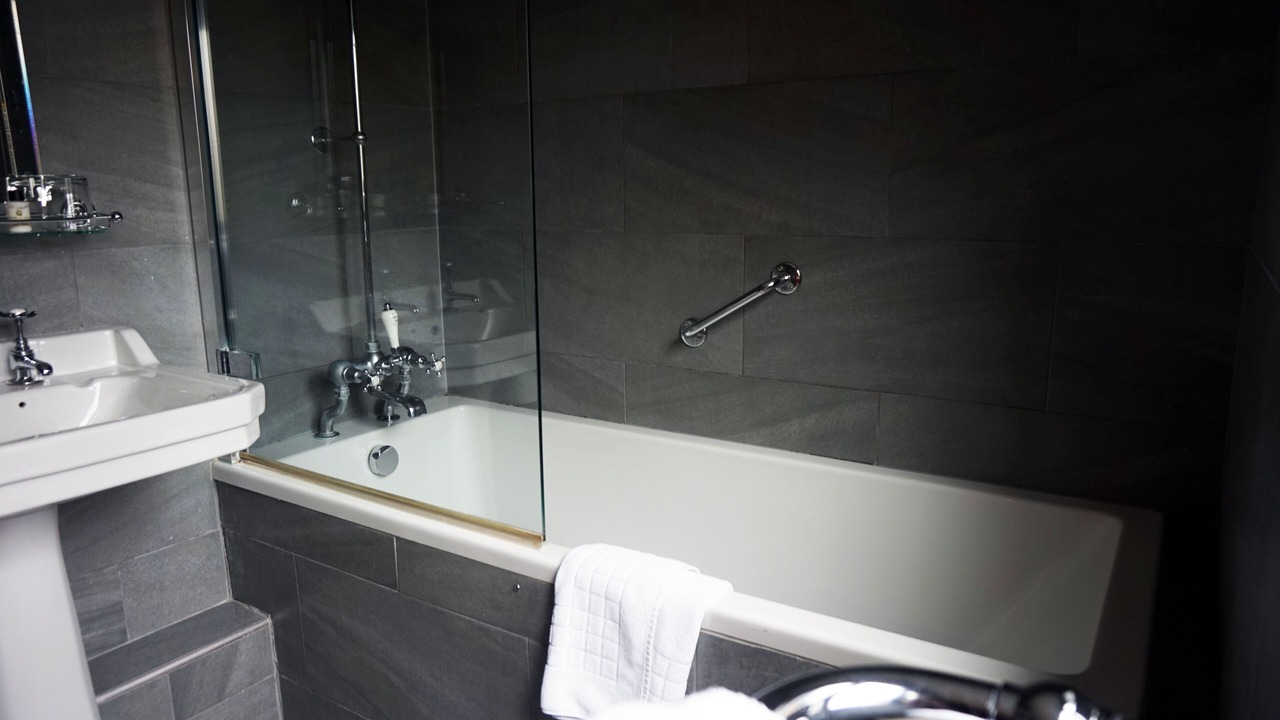 Photo of Bathroom in Berkhamsted