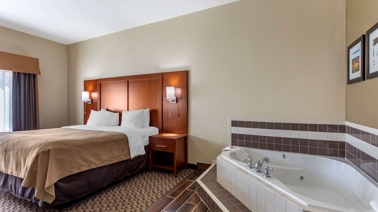 Photo of Bedroom in Carbondale