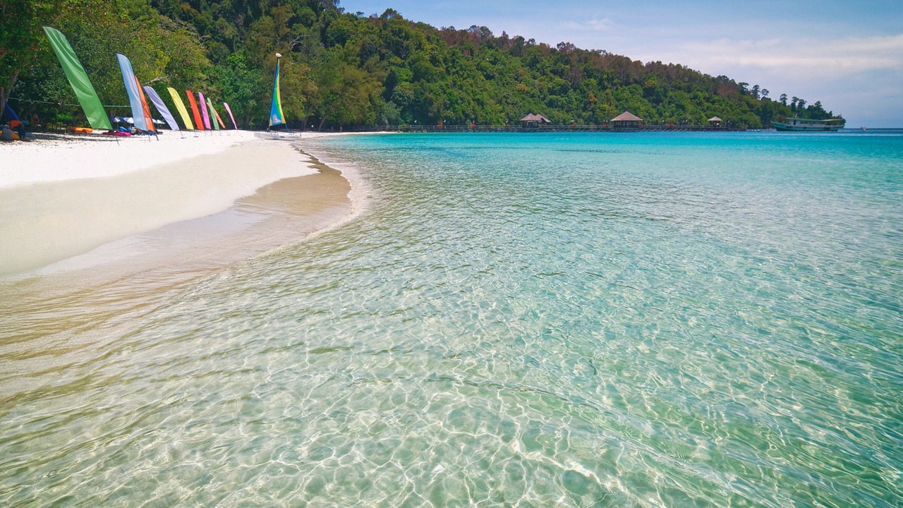 Photo of Others in Pulau Gaya