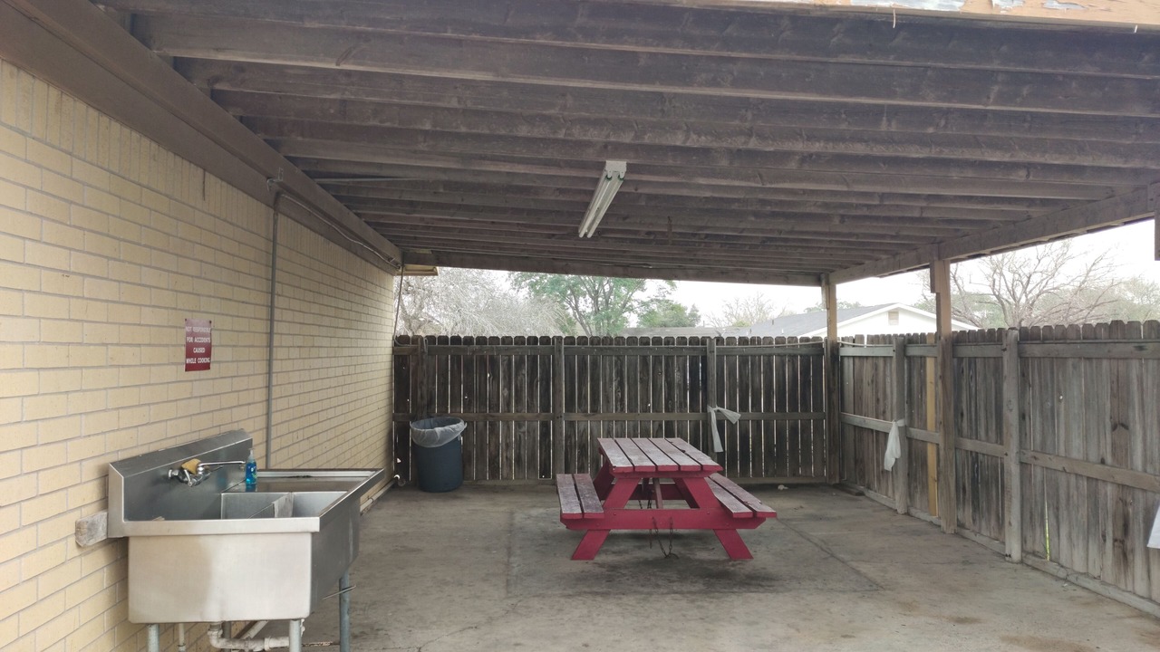 Photo of Outdoor in Bruni