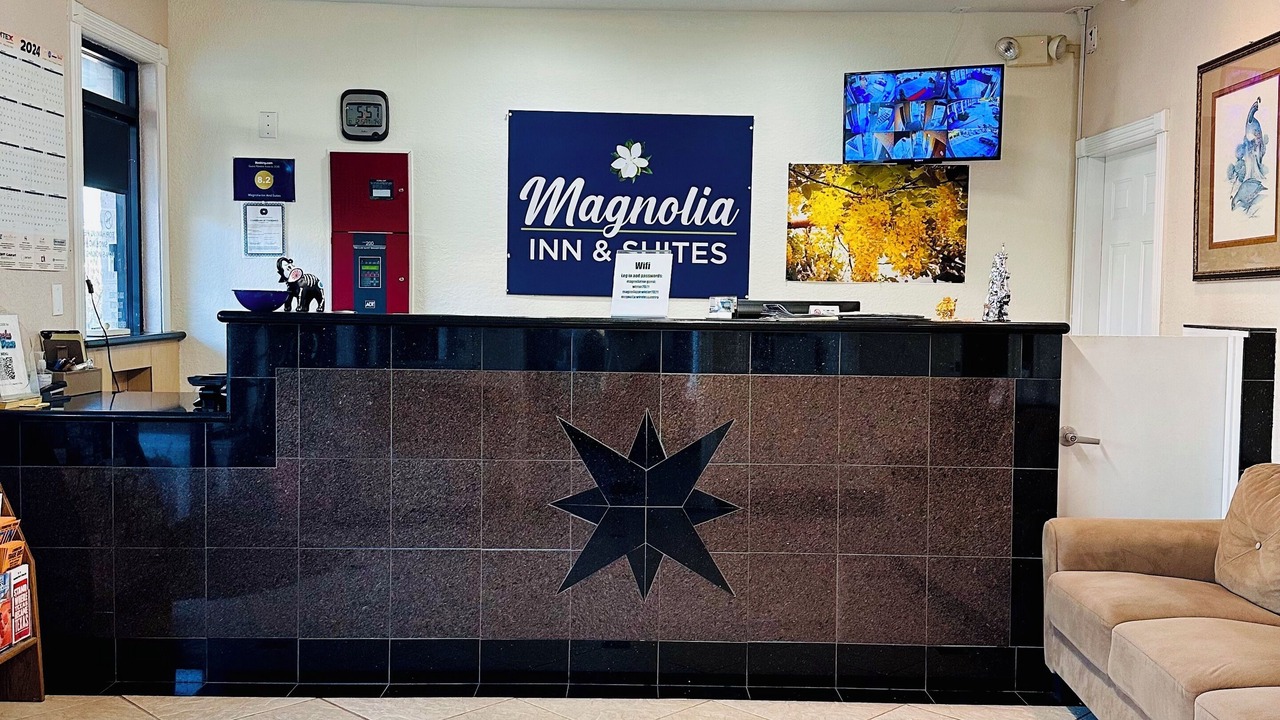 Photo of Others in Magnolia
