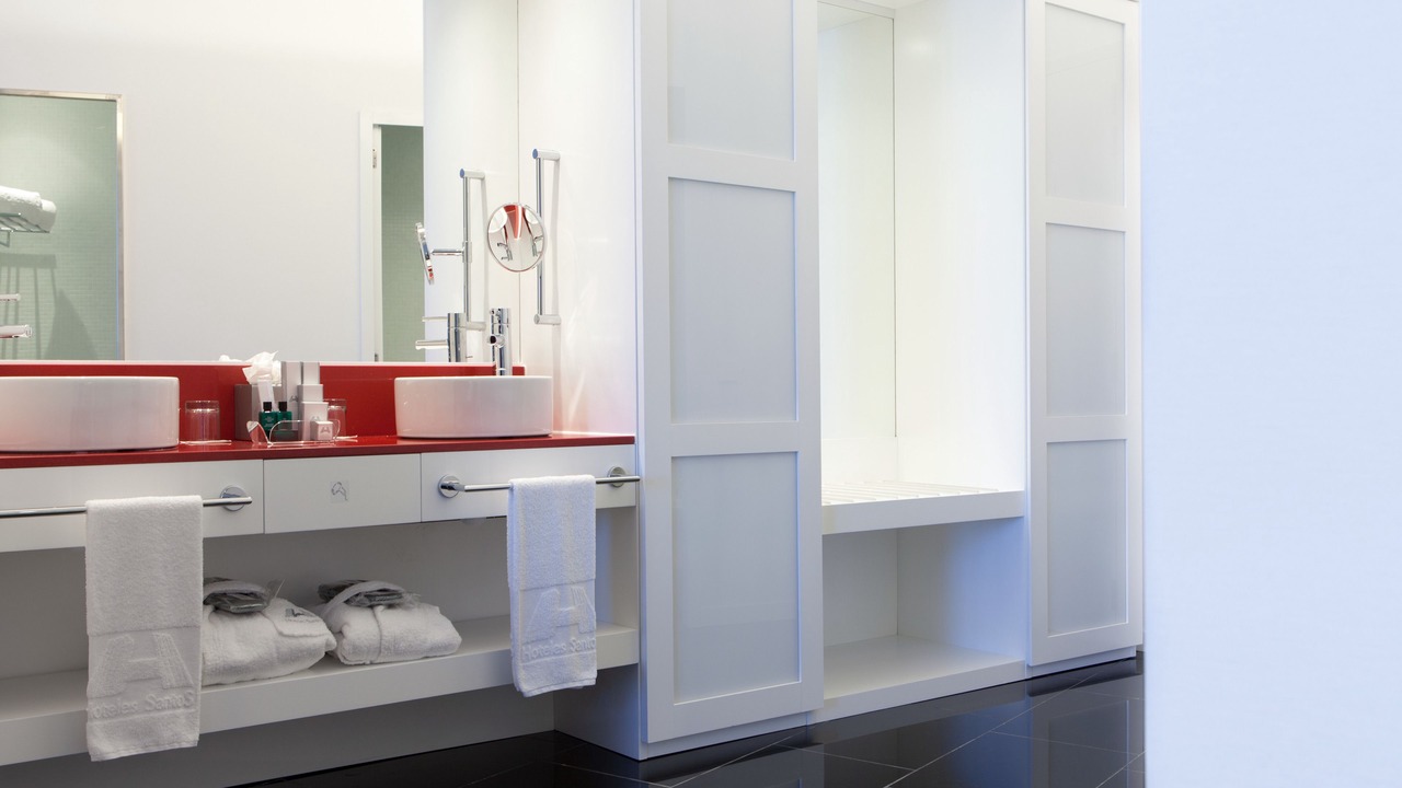 Photo of Bathroom in El Port