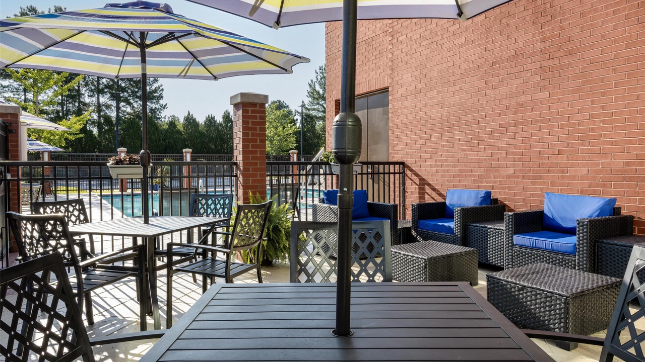 Photo of Outdoor in Lakes of Forest Hill