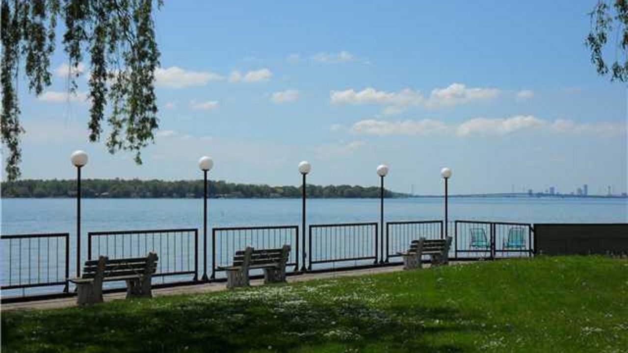 Photo of Outdoor in Niagara Falls