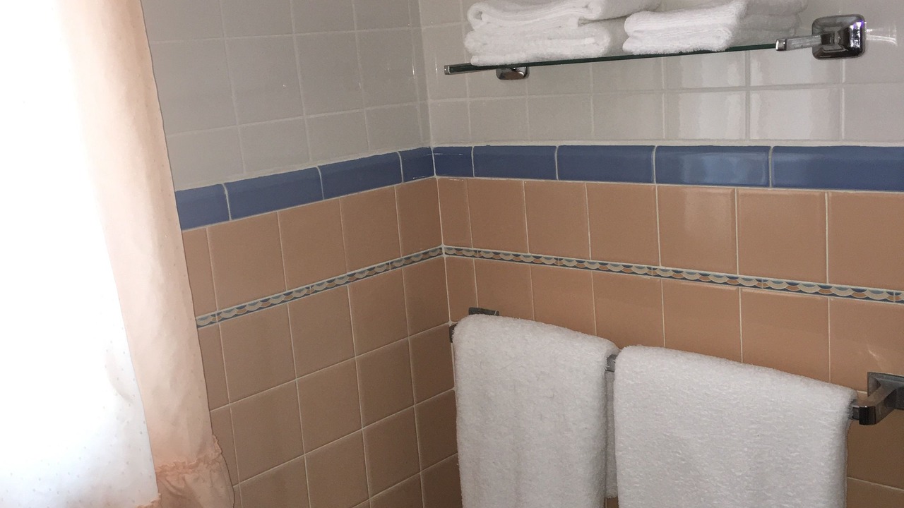 Photo of Bathroom in Niagara Falls