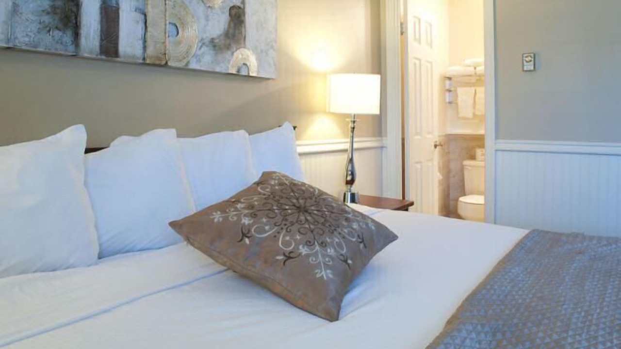 Photo of Bedroom in Truro