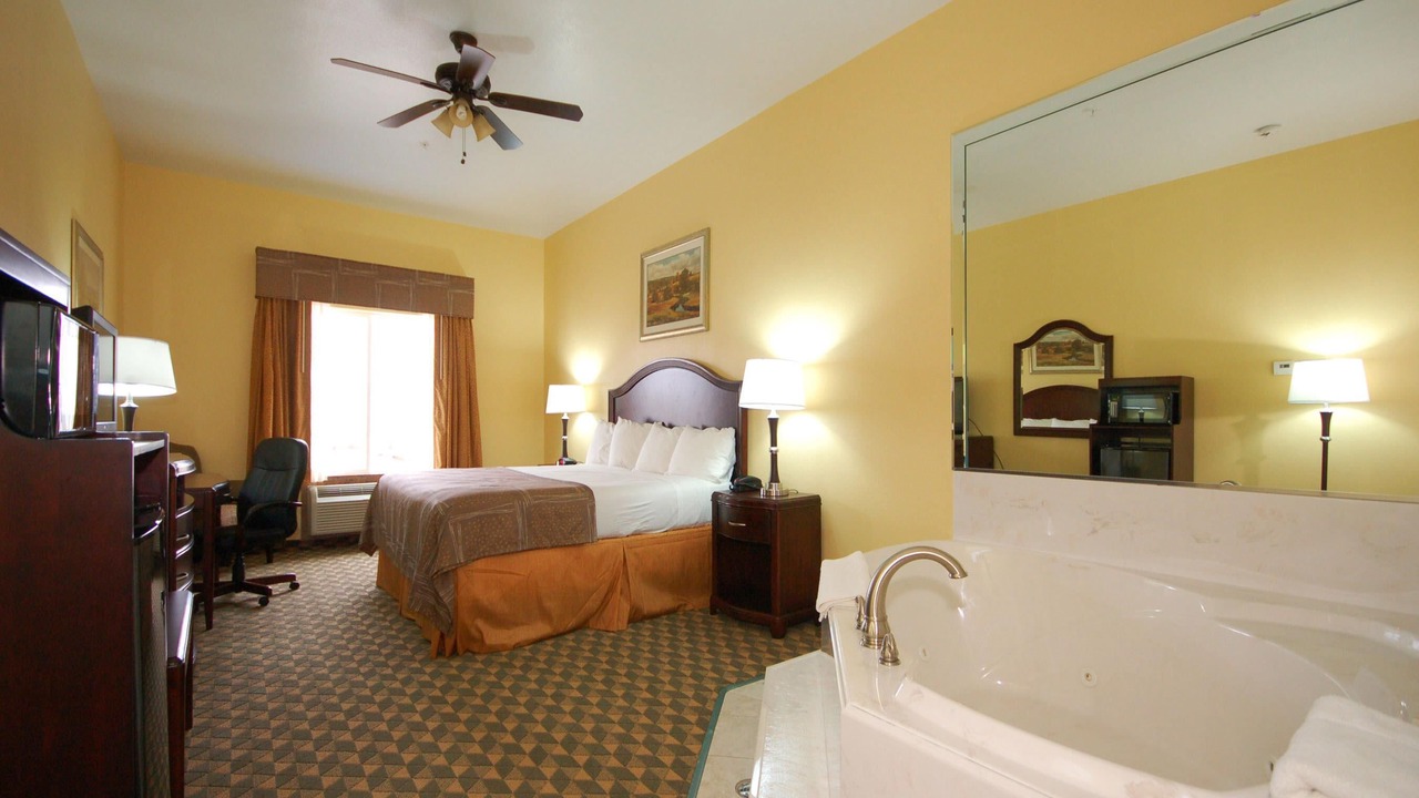 Photo of Bedroom in Manvel