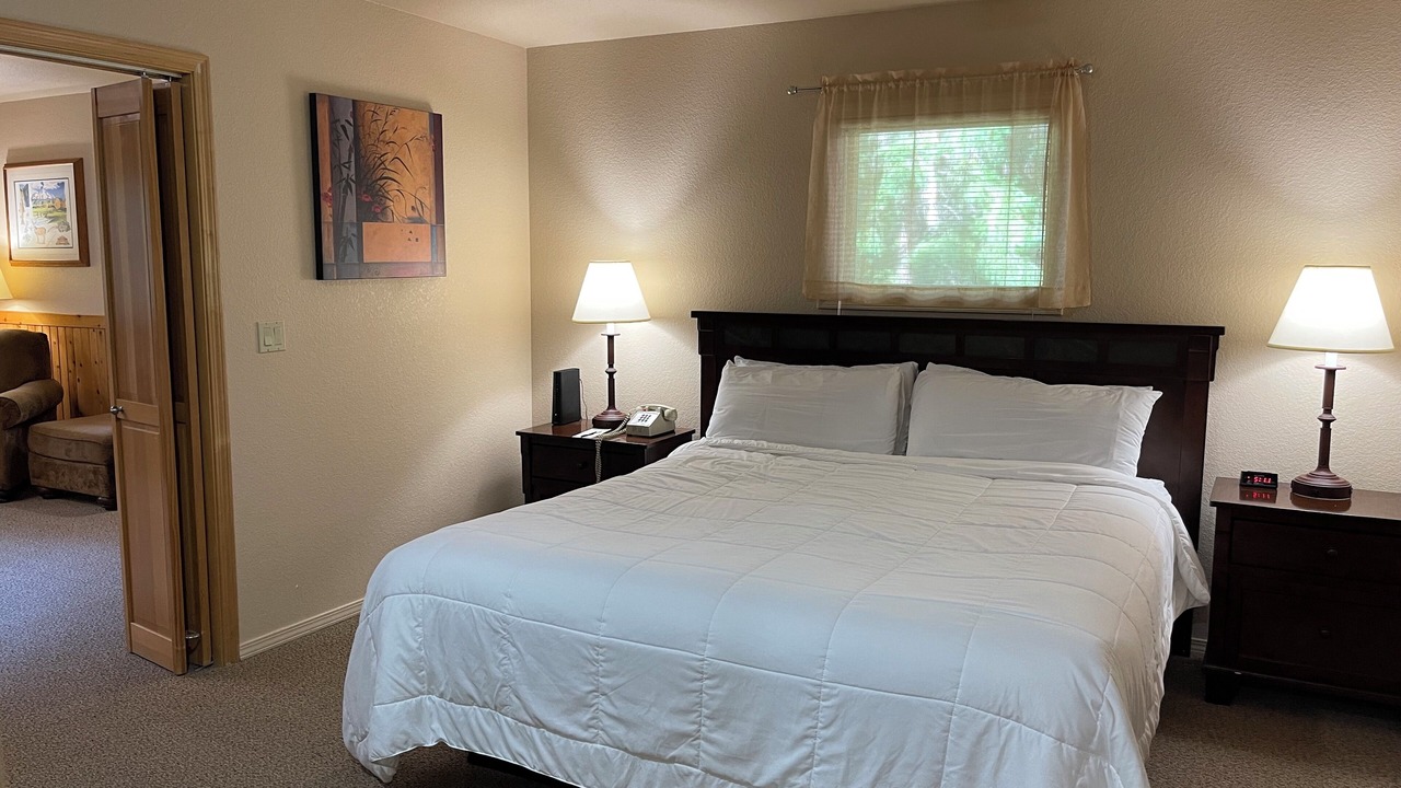 Photo of Bedroom in Mount Shasta