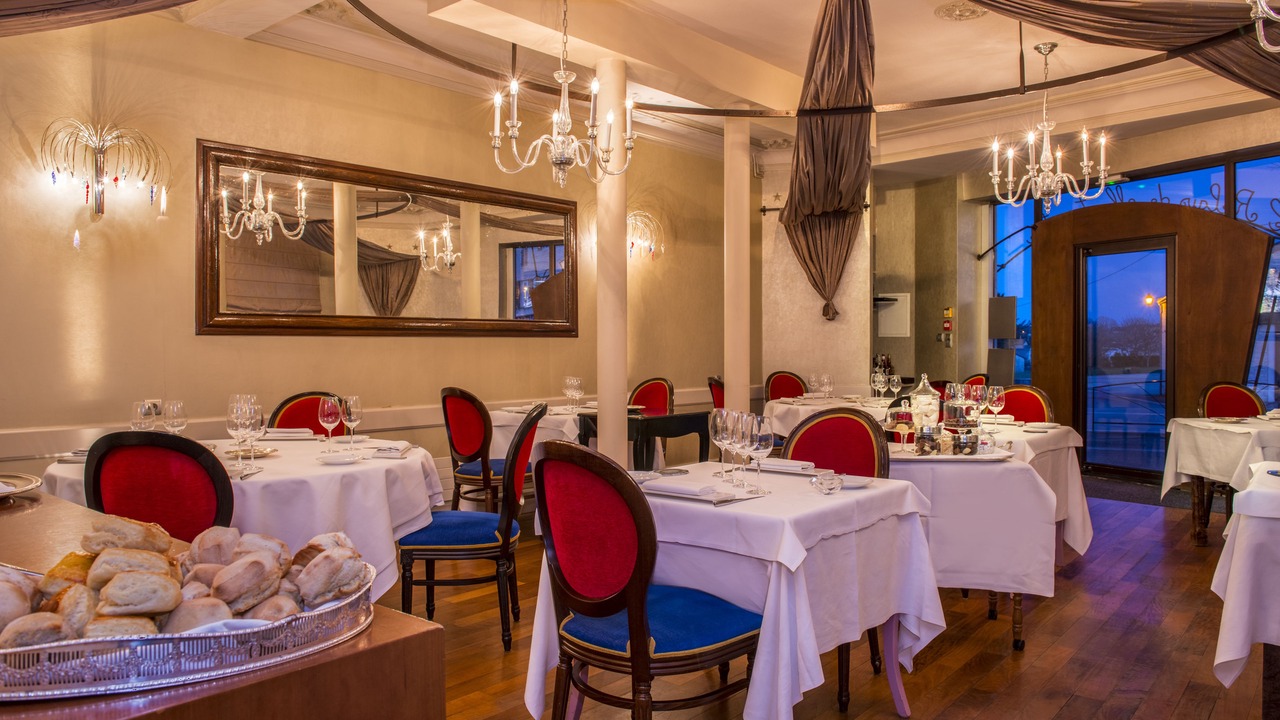 Photo of Others in Vire