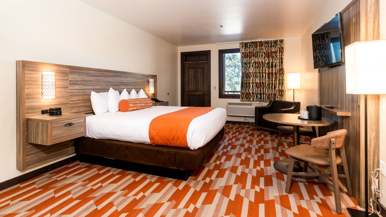 Photo of Bedroom in Grand Canyon Village