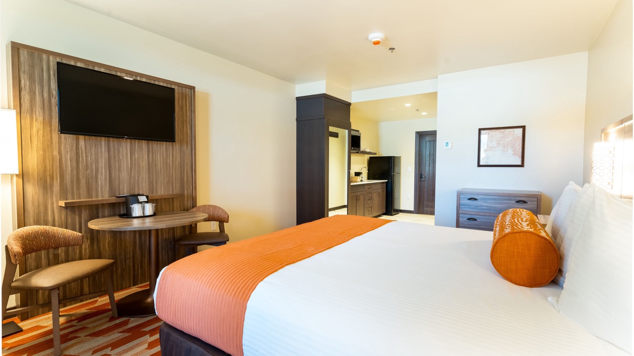 Photo of Bedroom in Grand Canyon Village