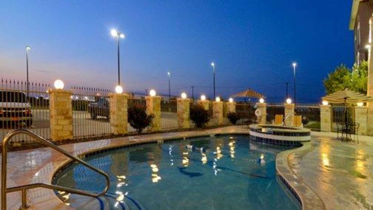 Photo of Outdoor in Alvarado