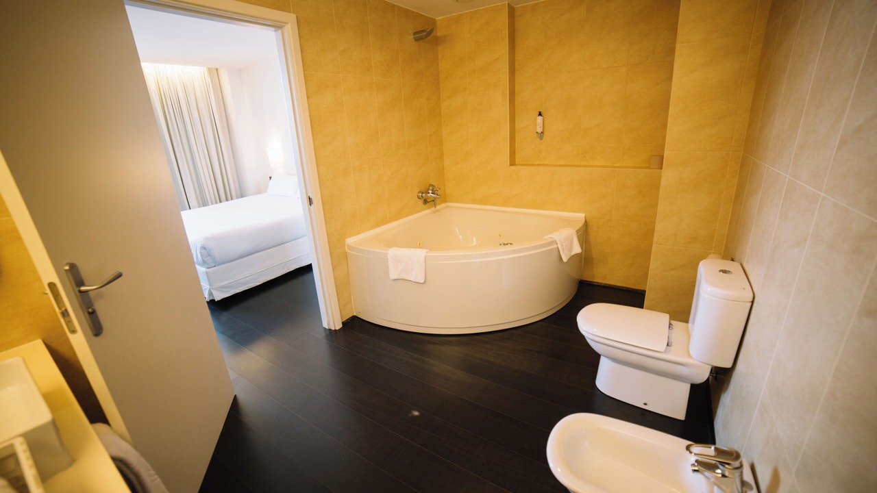 Photo of Bathroom in Haro