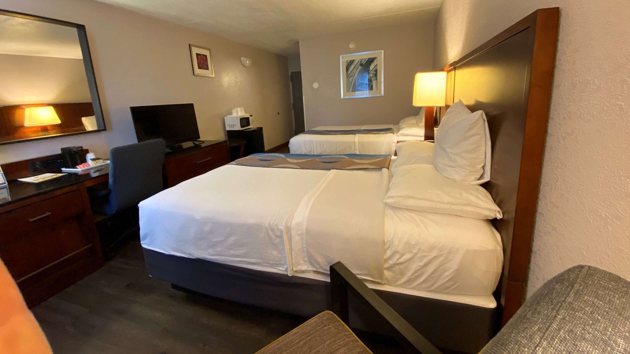 Photo of Bedroom in Newtonville
