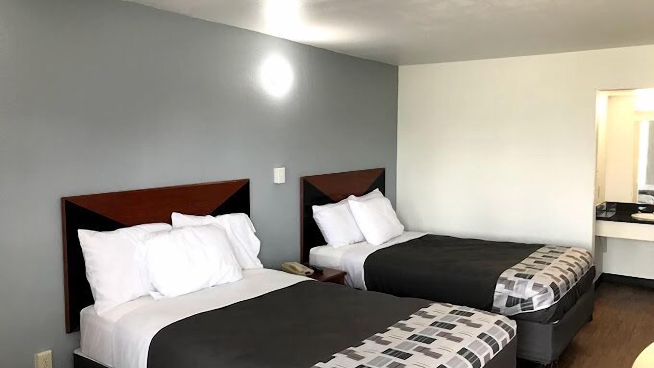 Photo of Bedroom in Broadmoor