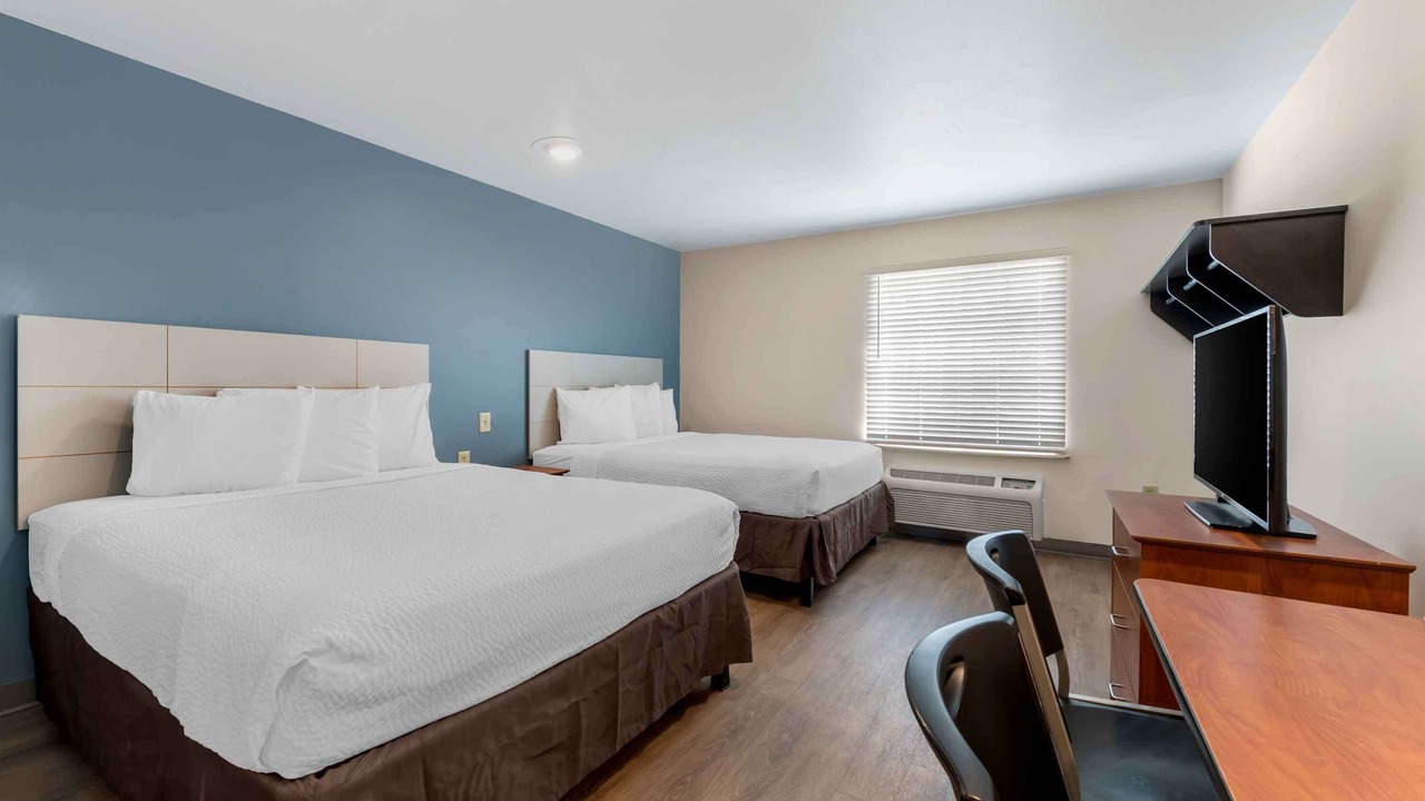 Photo of Bedroom in Azalea Park