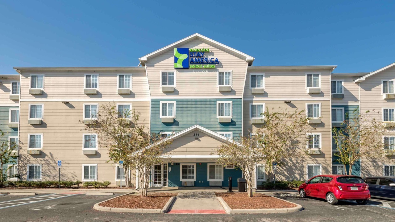Photo of Buildings in Azalea Park