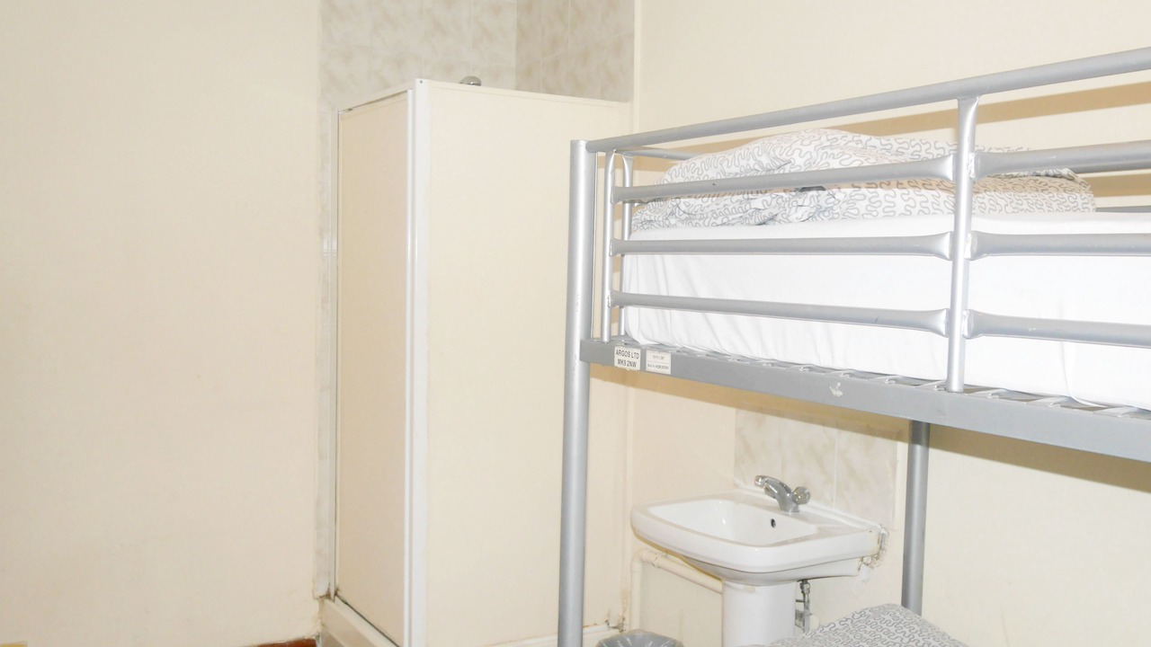 Photo of Others in Kensal Green