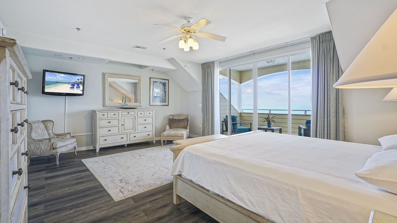 Photo of Bedroom in Key Colony Beach
